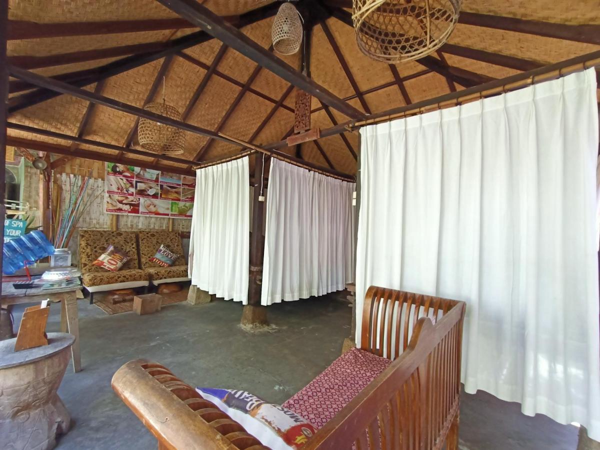ฟังกี้เพลซ Hostel โลวินา ภายนอก รูปภาพ
